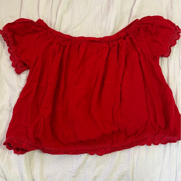 rue21 Red off shoulder top - Picture 4 of 8